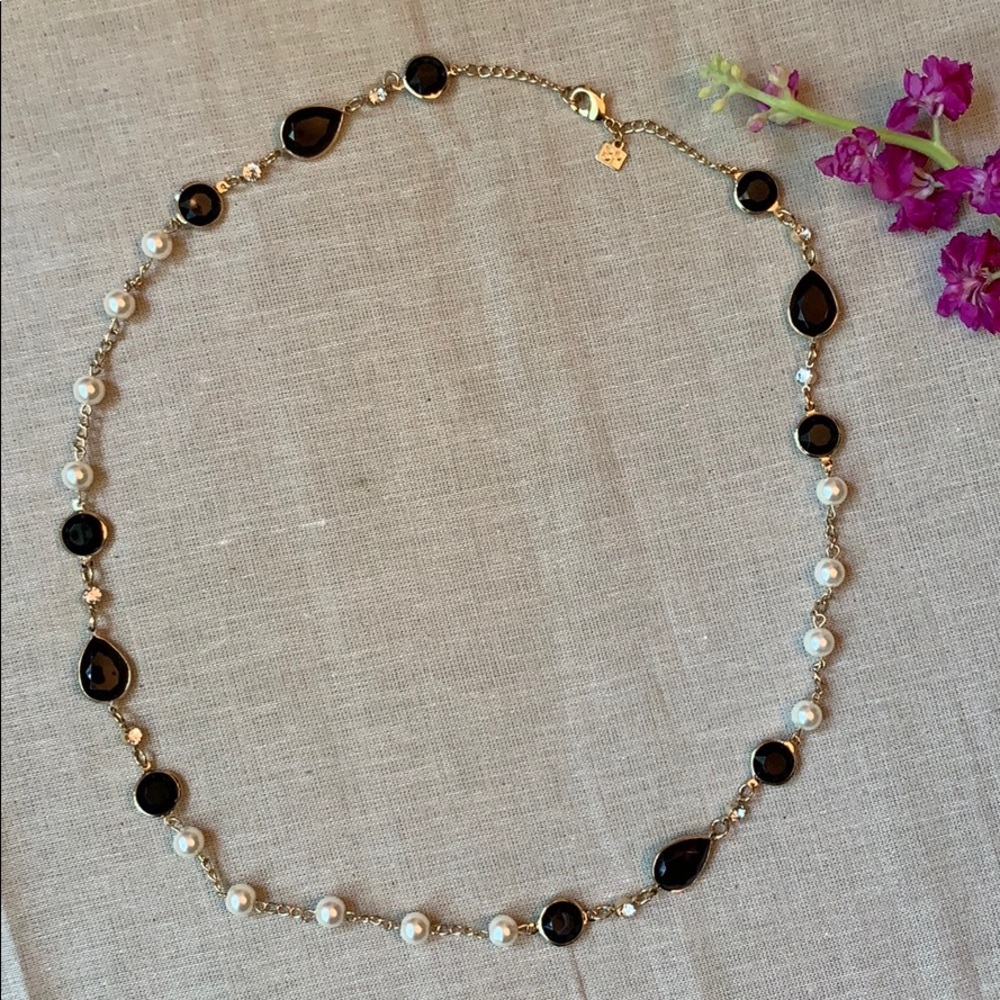 Banana Republic black gemstone and pearl necklace